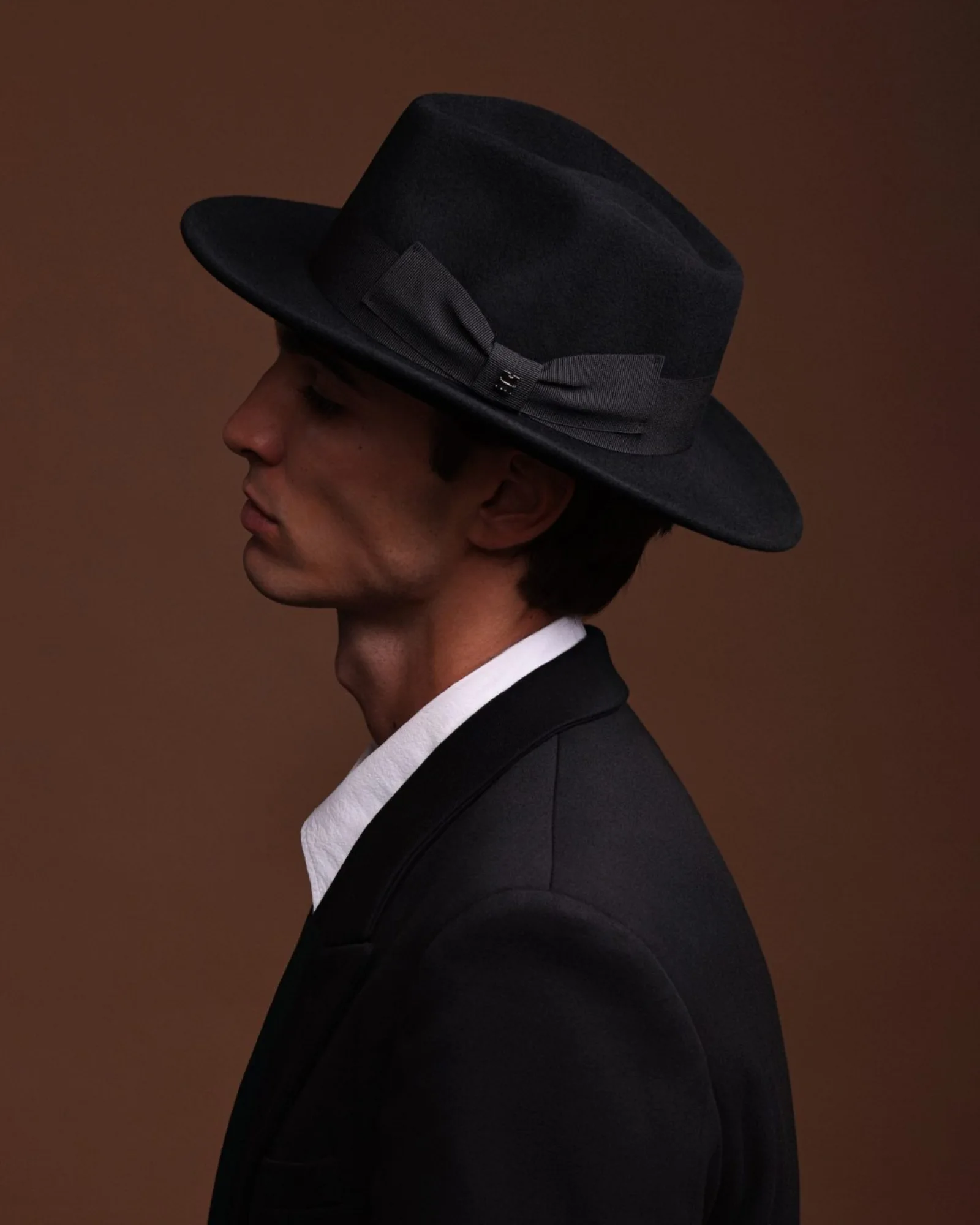Close view of a Hrapović felt hat and ribbon